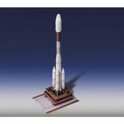 Maquette Carton Ariane 44 L / V 31