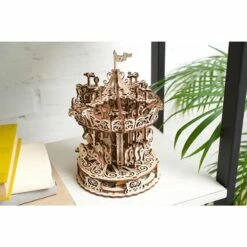 UGEARS Maquette Manège -France Chiffres Modèles Soldes 2024 ugears 8412107 manege 3