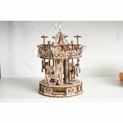UGEARS Maquette Manège -France Chiffres Modèles Soldes 2024 ugears 8412107 manege 5